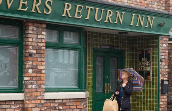 Coronation Street's landlord of the Rovers revealed by backstage blunder | The Sun