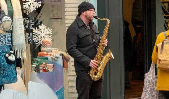 Crackdown on buskers after complaints about musicians butchering songs