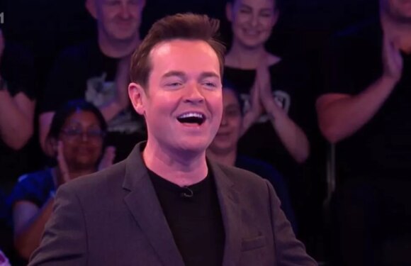 Deal Or No Deal viewers slam childish humour as fans slam host Stephen Mulhern