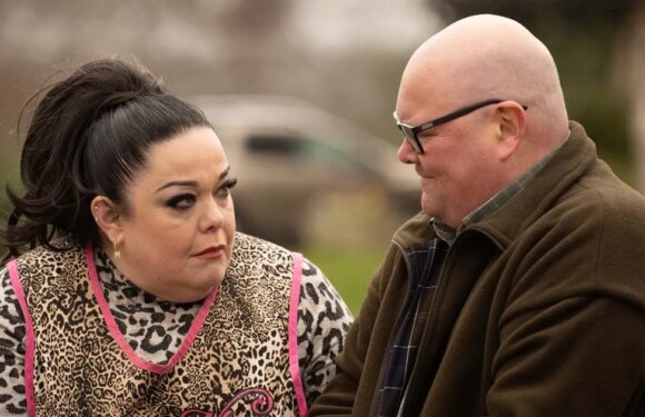 Emmerdales Lisa Riley has heartbreaking connection to Mandy Dingle character
