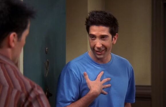 Friends blunders you may have missed – two Phoebes, set change and fake Monica