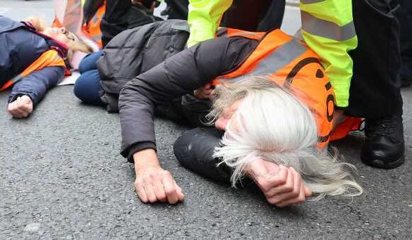 Gone in 60 seconds! Police finally get to grips with Just Stop Oil