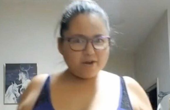 I'm blessed with curves from the front but have a 'bannock bum,' trolls send puke emojis about my body, I don't care | The Sun