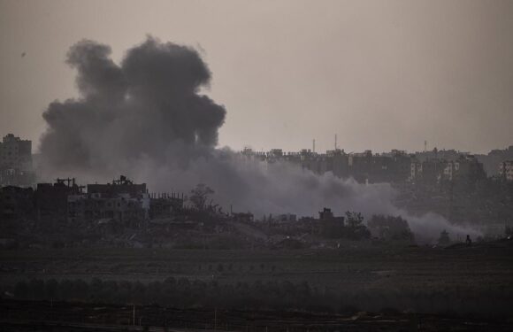 Israel agrees to a four-hour 'pauses' in fighting to let hostages out