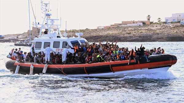 Italy will send migrants rescued in the Med to centres in Albania