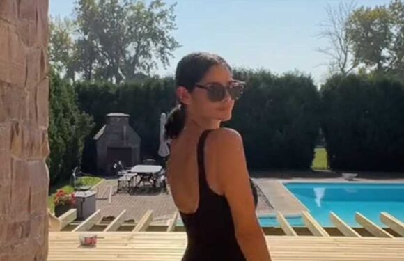 I'm a nursing mom and did a fall swimwear haul – I'm convinced I found the best one-piece ever, I can even jump around | The Sun