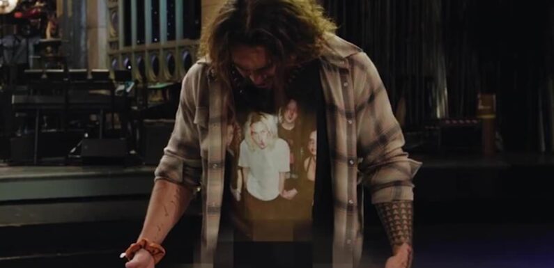 Jason Momoa bares all! Aquaman star whips off his TROUSERS for SNL
