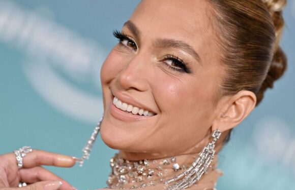 Jennifer Lopez is ‘drop-dead gorgeous’ at 54 thanks to her home workout routine