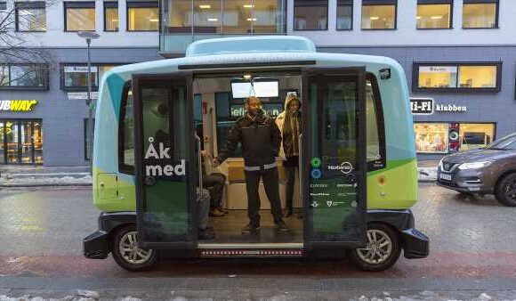 King's Speech to introduce legislation for driverless vehicles