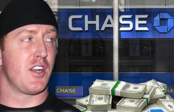 Kroy Biermann Sued by Chase Bank Over 5-Figure Credit Card Balance