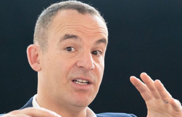 Martin Lewis’ tip to bag free £205 ahead of Christmas – without a bank switch
