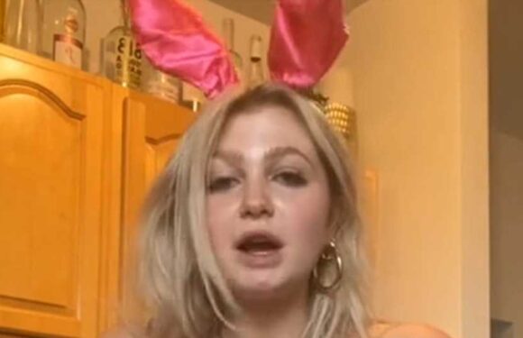 My Halloween costume was so embarrassing to go home in but my date wouldn't help, I had a simple request and he said no | The Sun