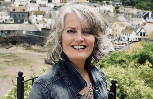 My menopause was so bad I was forced to have a hysterectomy – a robot performed the surgery – Alison Graves