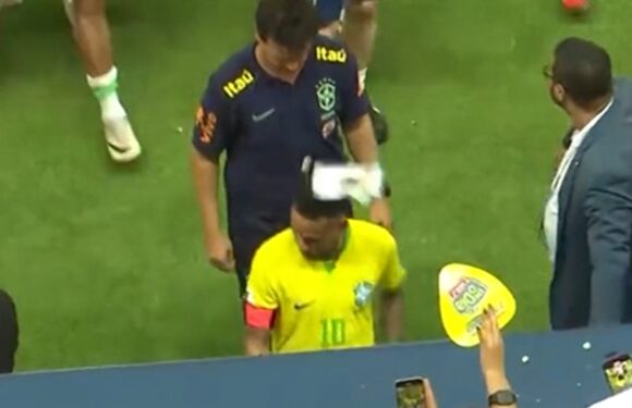 Neymar Loses It After Fan Nails Him In Head With Bag Of Popcorn