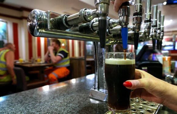 One in ten British pubs are at risk of closure in the next year