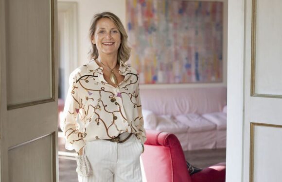 Personal stylist on the ‘key’ methods to dress comfortably chic and look slimmer