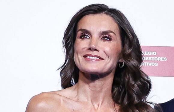 Queen Letizia looks chic at the 25th anniversary of La Razon