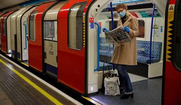 Remembrance Day travel advice for tube strikes, pro-Palestinian march