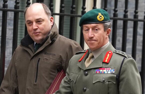 SAS general 'locked away evidence of prisoners being executed'