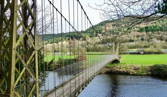 Snowdonia's historic wobbly bridge to be replaced
