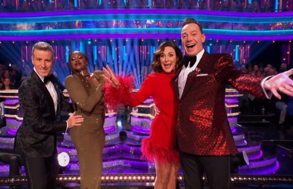Strictly fans complain minutes into show over unexpected change