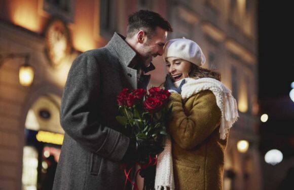 The 8 red flags that prove you are dating a narcissist & ‘being attentive’ is a trigger warns dating expert | The Sun