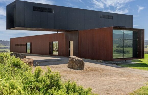 The jaw-dropping, architect-designed home that defies gravity