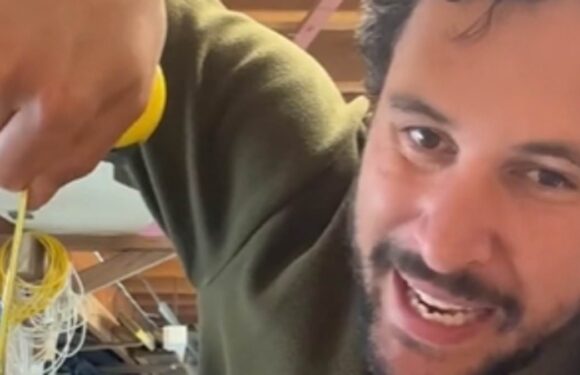 Thousands obsessed with dad's game-changing tape measure hack