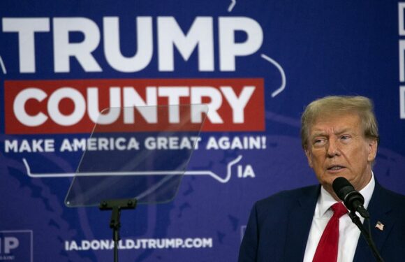 Trump says Melania didn't believe pee tape because he's a 'germaphobe'