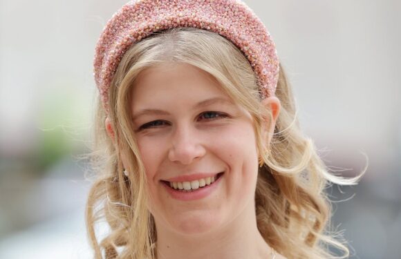 Who is carriage-driving royal Lady Louise Windsor?