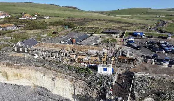 Work gets underway to deconstruct iconic Birling Gap hotel