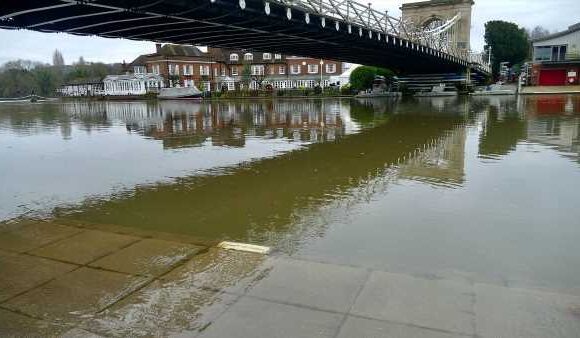 Amber weather warning issued – as map shows where downpours will hit