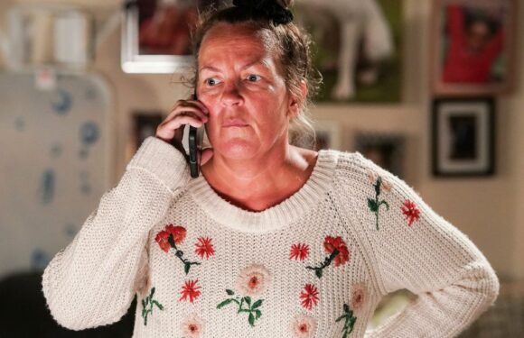 BBC EastEnders viewers totally confused by bizarre blunder during shocking Karen scene