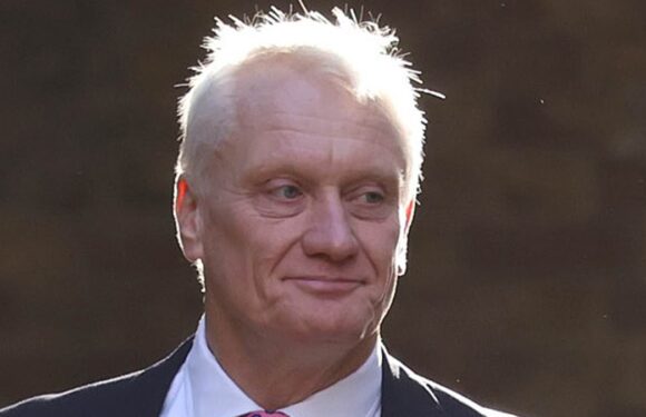 Britain's Net Zero minister flies 7,000 miles from summit and back