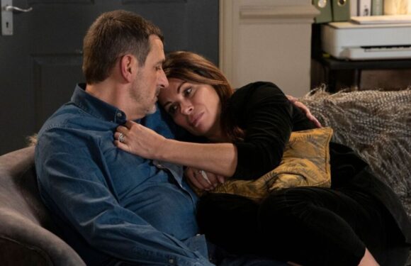 Coronation Street’s Peter Barlow exits the cobbles as Carla gets emotional