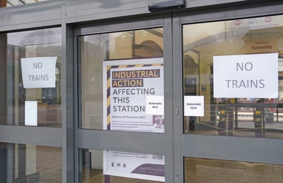 Doctors, bus drivers and rail workers all to strike before Christmas