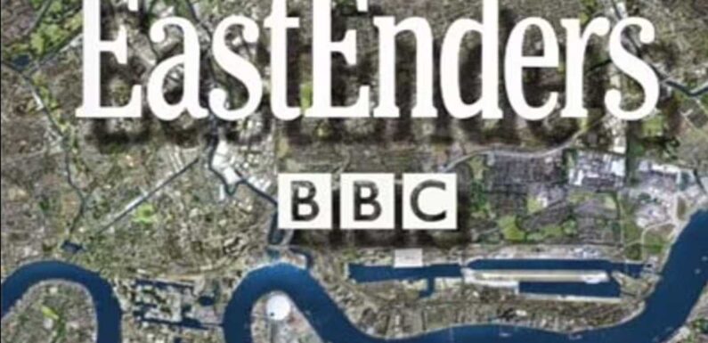 EastEnders hunk 'splits from Hollywood star girlfriend after a year'