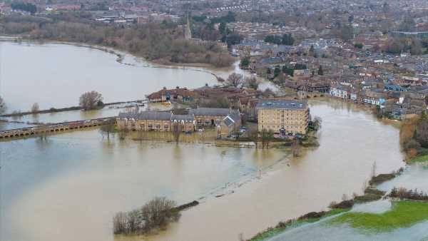 Flooding at St Ives in Cambridgeshire after River Ouse burst its banks