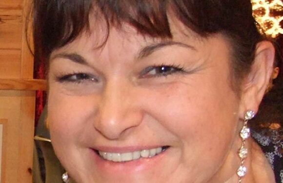 Grandmother on remote island can Christmas shop online for first time