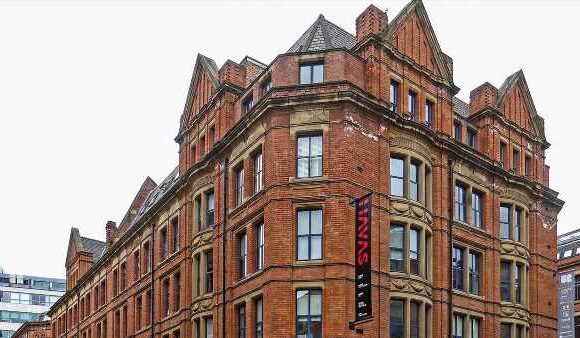 Homeless' man found dead in doorway amid freezing temperatures