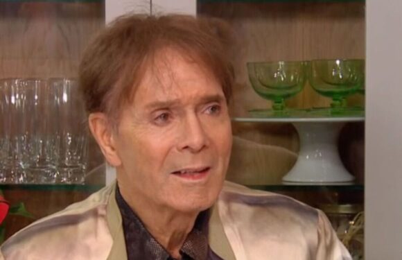 James Martin fans fume Im out over insufferable Cliff Richard appearance