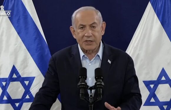 Netanyahu hints at anti-semitism as he blasts women's groups
