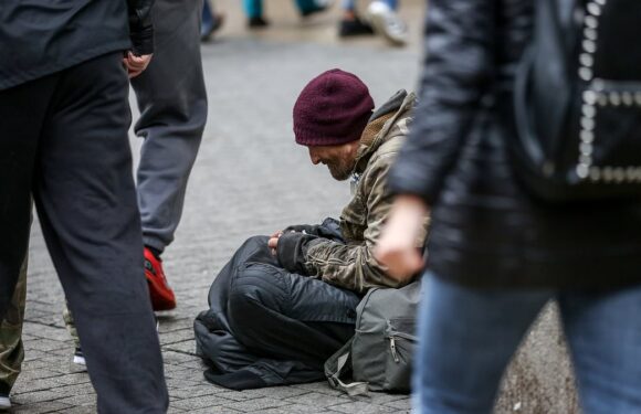 Police to crack down on fake homeless beggars