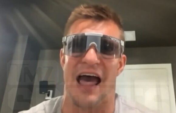 Rob Gronkowski Wants Travis Kelce, Taylor Swift At SB Party, 'She Can Perform!'