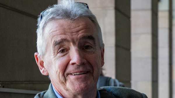 Ryanair boss Michael O'Leary is set to pocket €100m bonus