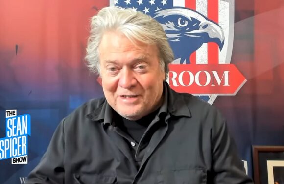 Steve Bannon says Donald Trump should pick a woman to be VP