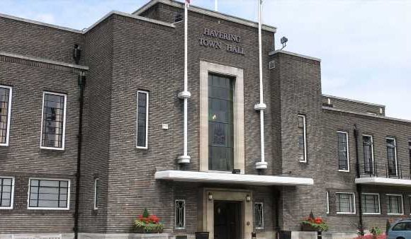 U-turn for London Council that cancelled lighting Hanukkah candles