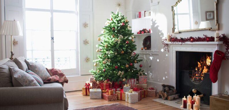You should never put Christmas tree in these places – it can damage your home